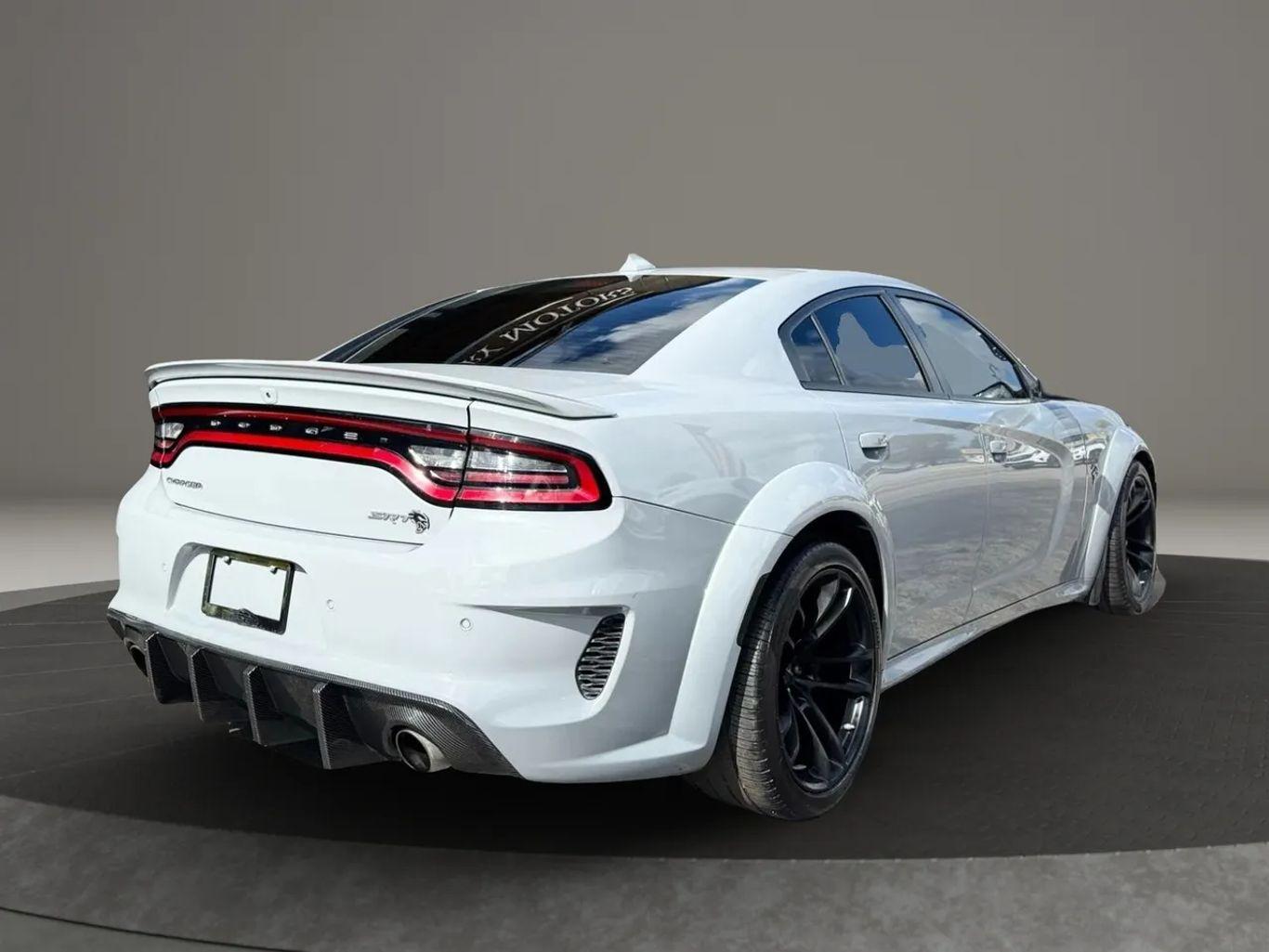 Dodge Charger Srt Hellcat Widebody Sedan 4D - Thumbnail 13