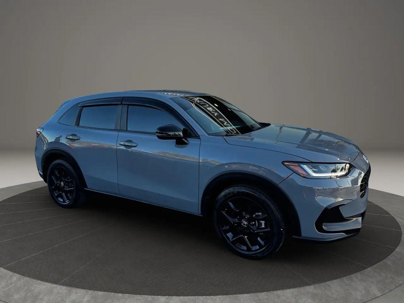 Honda Hr-V Sport Suv 4D - Thumbnail 4