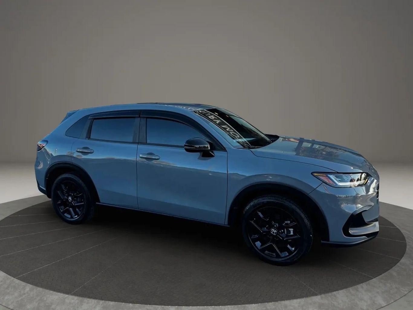 Honda Hr-V Sport Suv 4D - Thumbnail 3