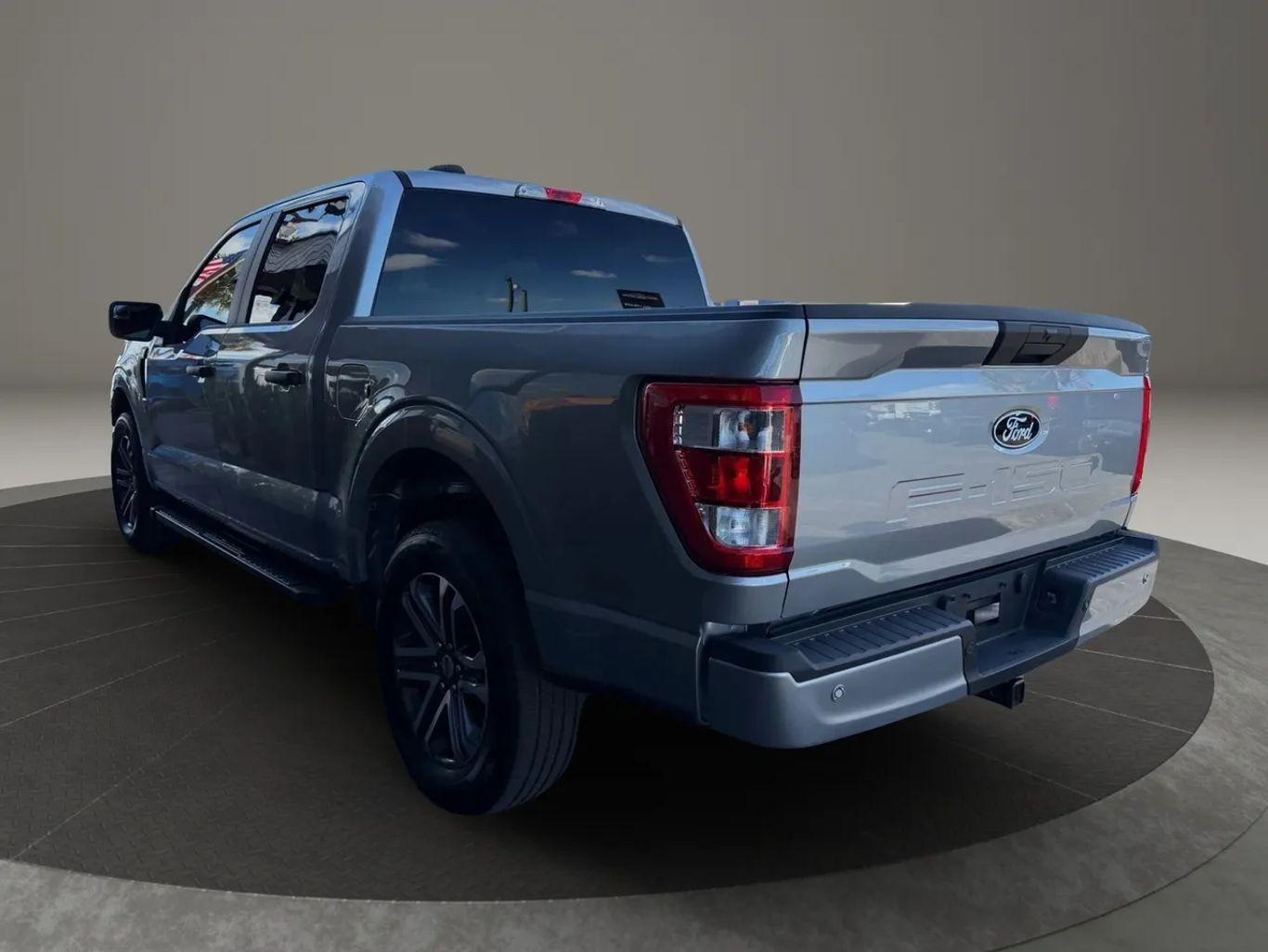 Ford F150 Supercrew Cab Xl Pickup 4D 5 1/2 Ft - Thumbnail 9