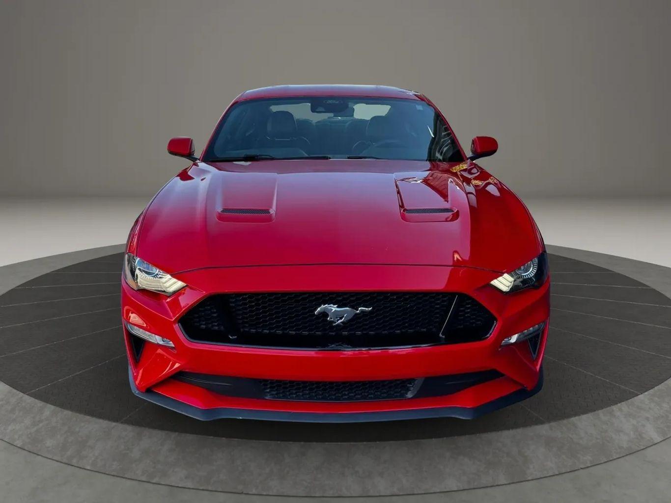Ford Mustang Gt Premium Coupe 2D - Thumbnail 6