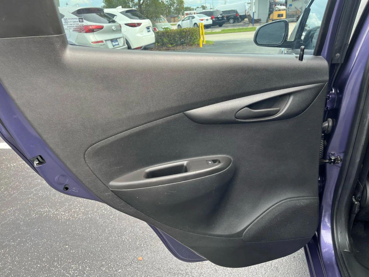 Chevrolet Spark Lt - Thumbnail 20