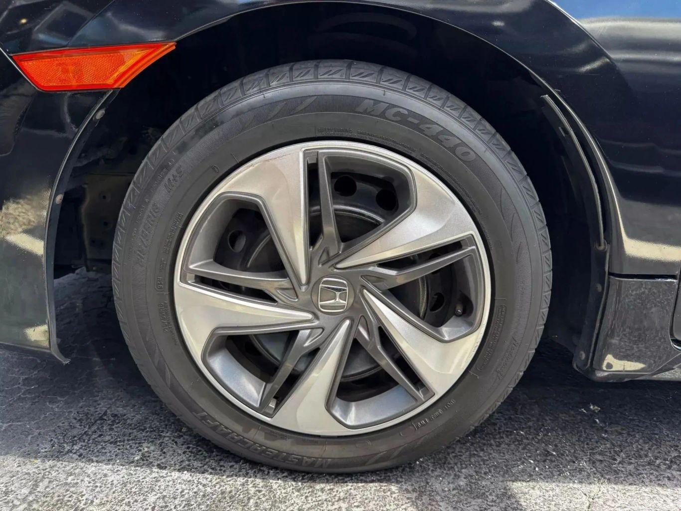 Honda Civic Lx Sedan 4D - Thumbnail 20