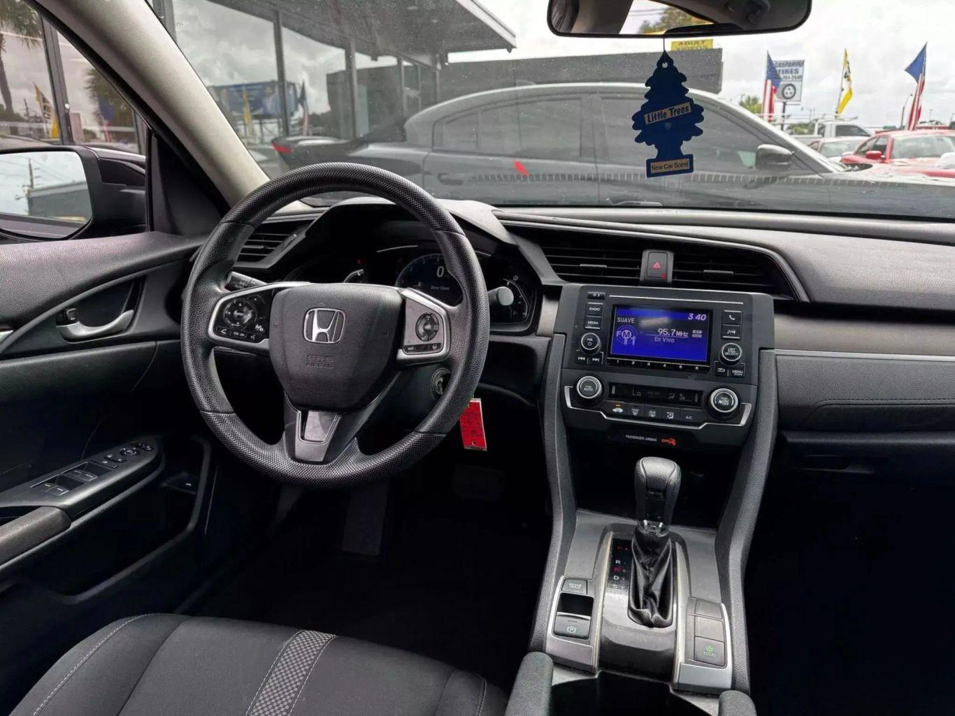 Honda Civic Lx Sedan 4D - Thumbnail 12