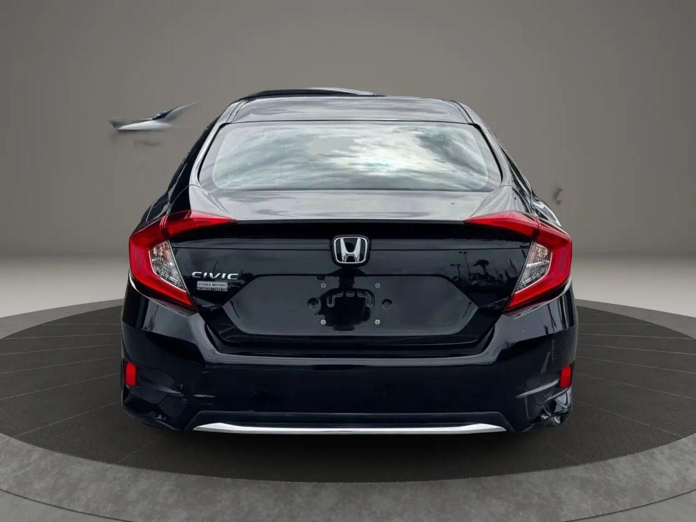 Honda Civic Lx Sedan 4D - Thumbnail 5