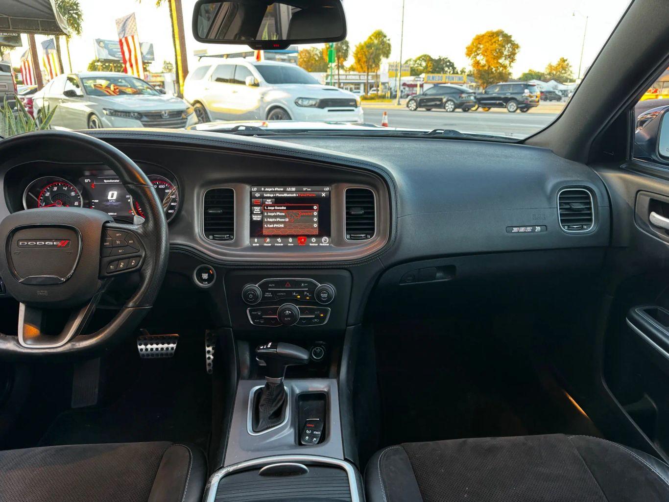 Dodge Charger Scat Pack Widebody Sedan 4D - Thumbnail 19