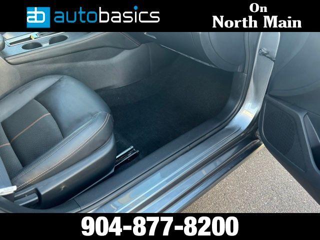 Nissan Altima - Thumbnail 11