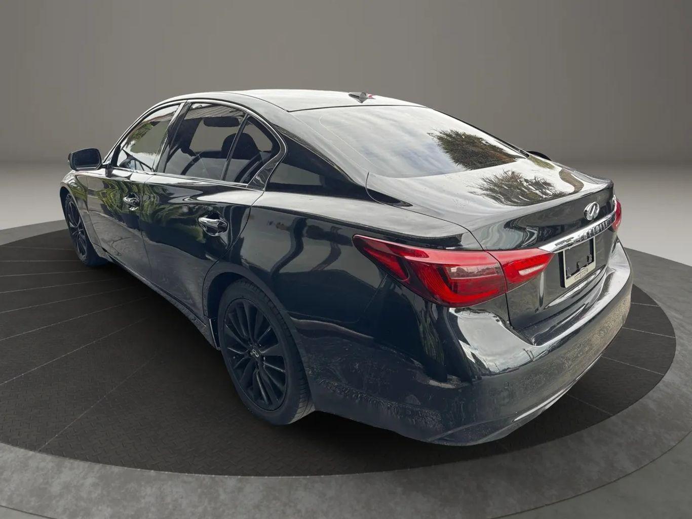 Infiniti Q50 3.0T Luxe Sedan 4D - Thumbnail 8