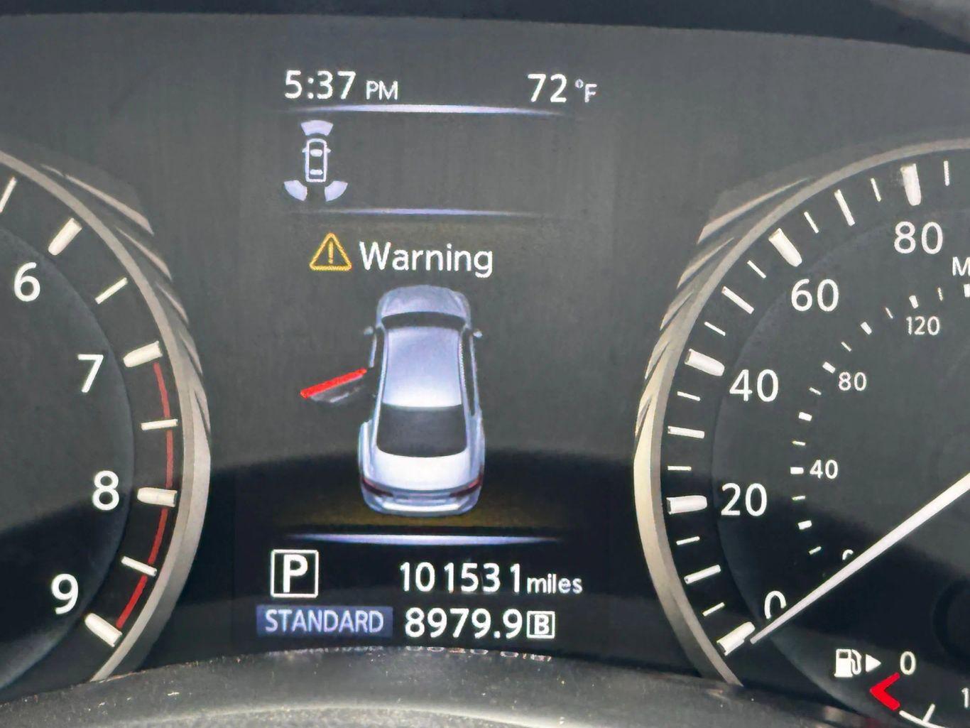 Infiniti Q50 3.0T Luxe Sedan 4D - Thumbnail 20