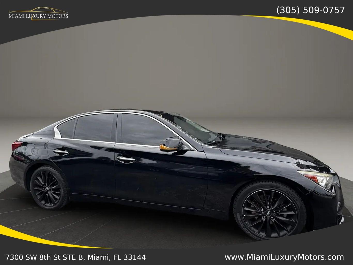 Infiniti Q50 3.0T Luxe Sedan 4D - Thumbnail 2
