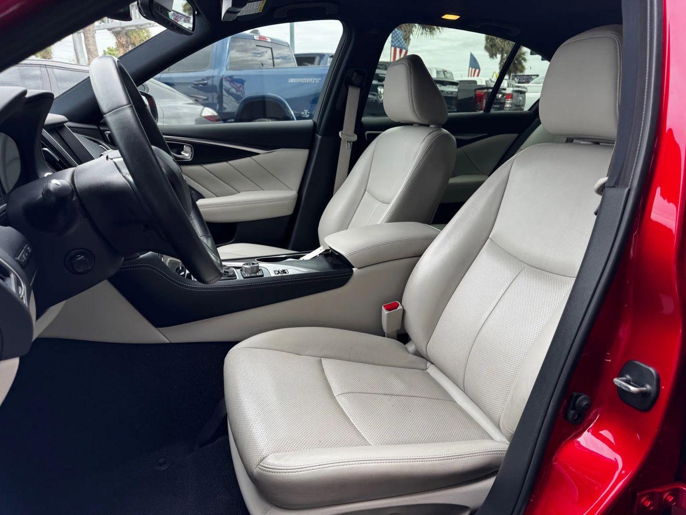 Infiniti Q50 Sensory Sedan 4D - Thumbnail 13