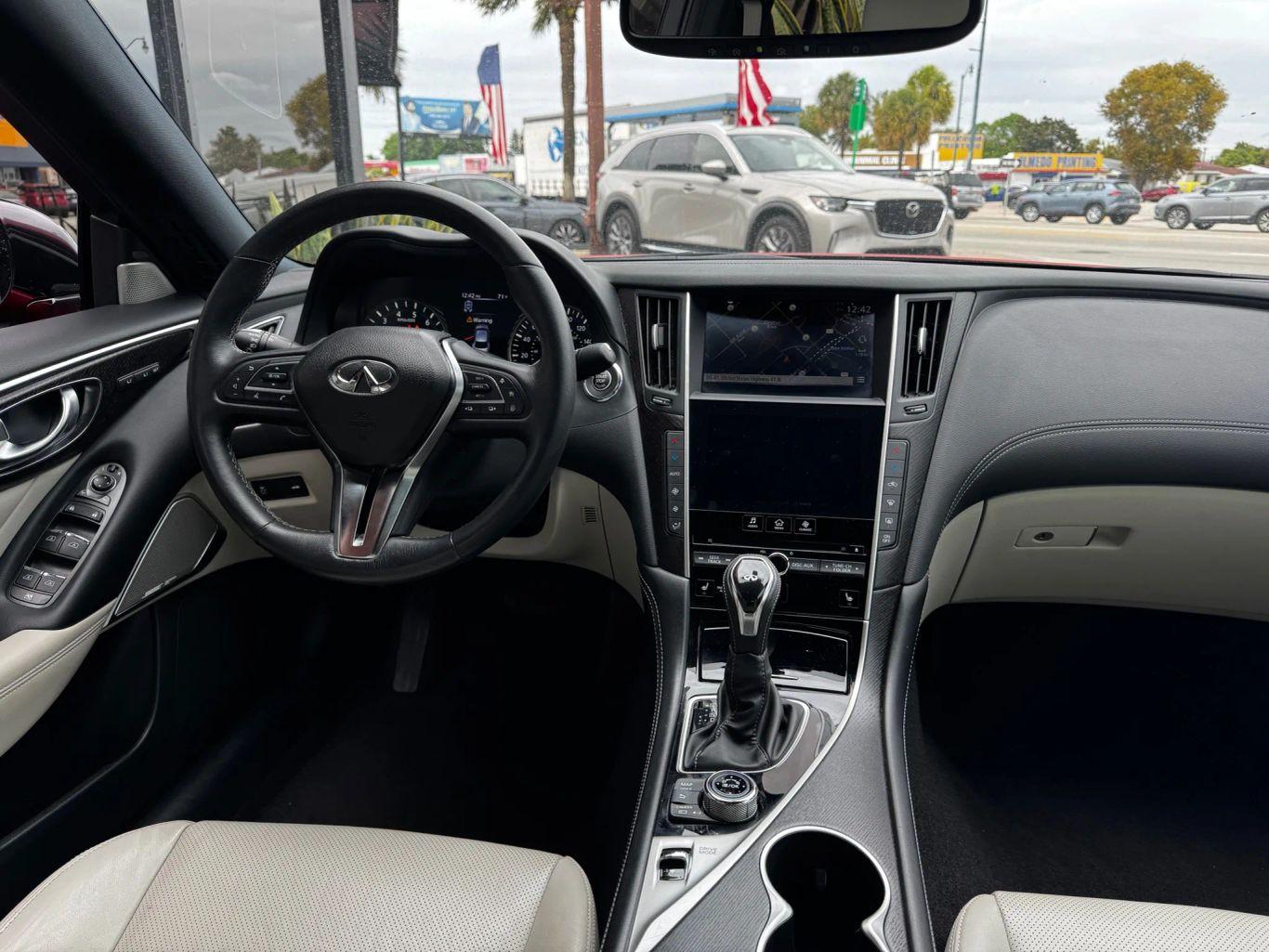 Infiniti Q50 Sensory Sedan 4D - Thumbnail 18