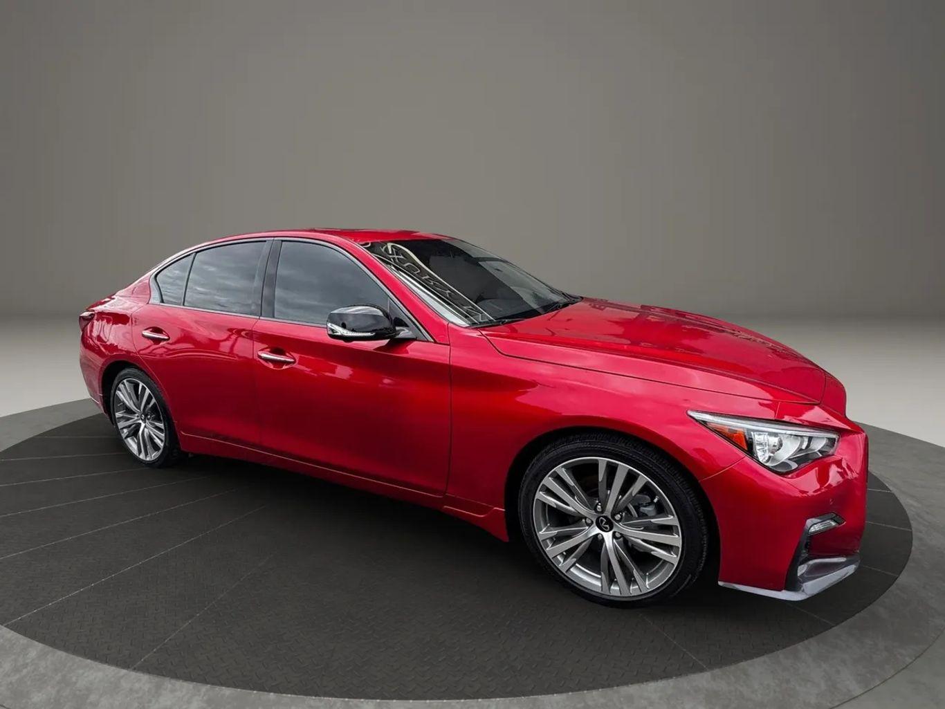 Infiniti Q50 Sensory Sedan 4D - Thumbnail 3