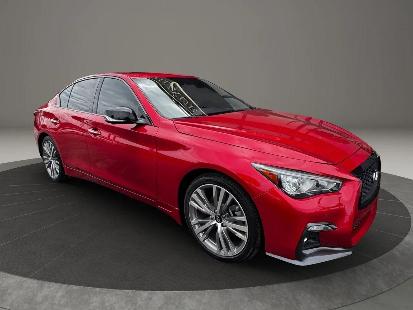 Infiniti Q50 Sensory Sedan 4D - Thumbnail 4