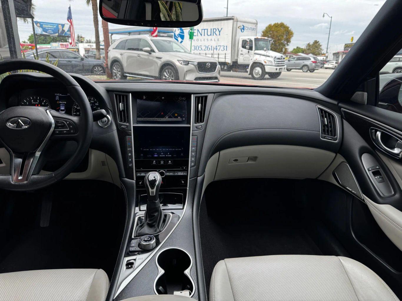 Infiniti Q50 Sensory Sedan 4D - Thumbnail 19