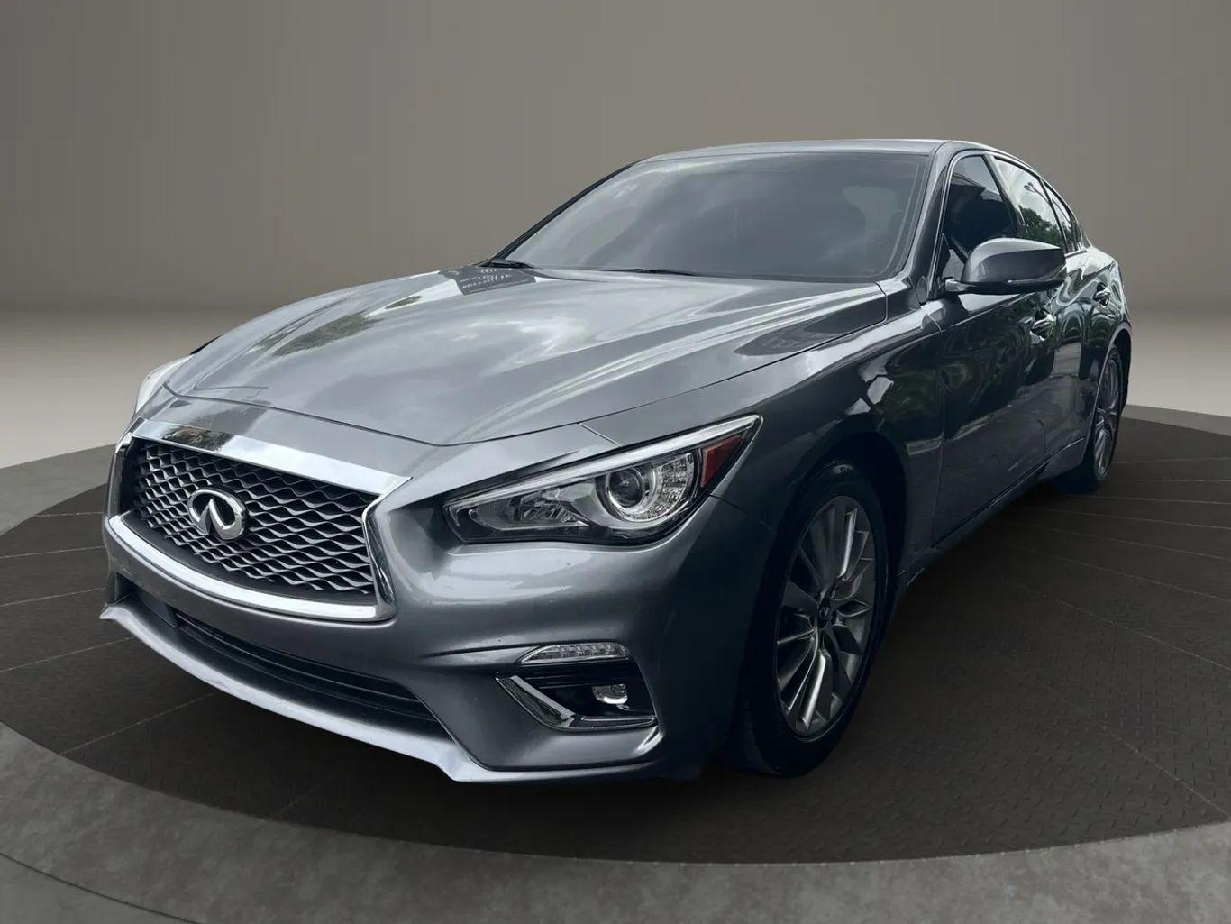 Infiniti Q50 Luxe Sedan 4D - Thumbnail 6