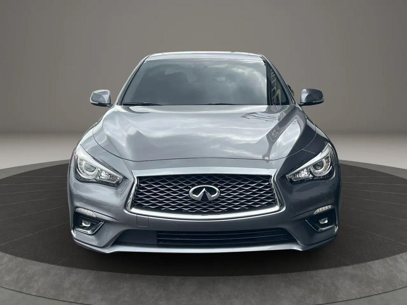 Infiniti Q50 Luxe Sedan 4D - Thumbnail 5