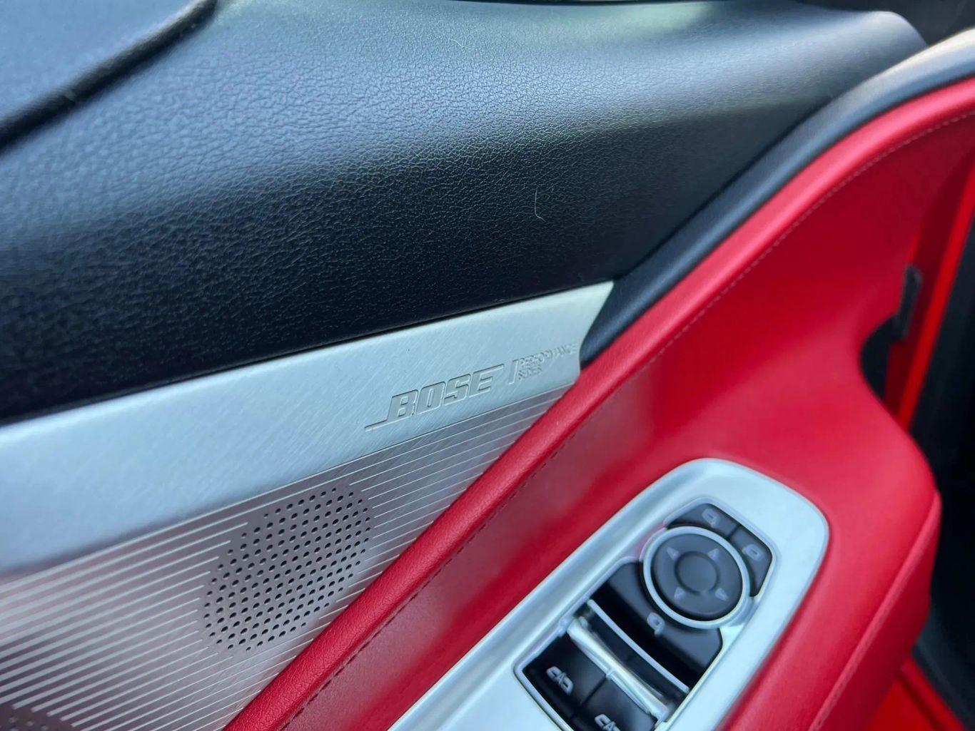 Chevrolet Corvette Stingray Coupe 2D - Thumbnail 12