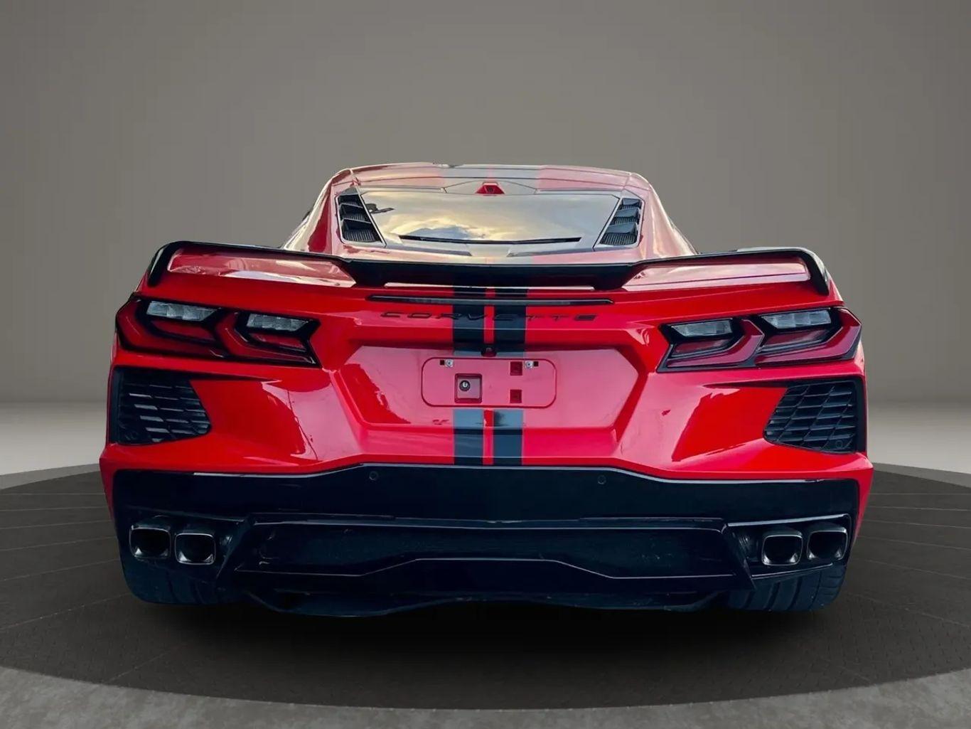 Chevrolet Corvette Stingray Coupe 2D - Thumbnail 9
