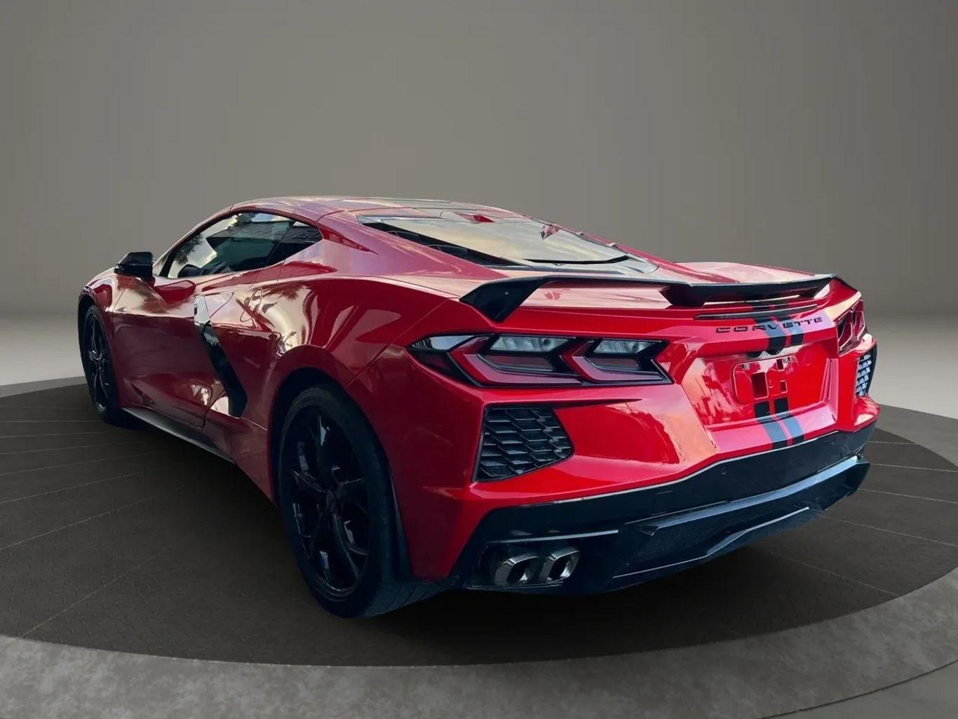 Chevrolet Corvette Stingray Coupe 2D - Thumbnail 8