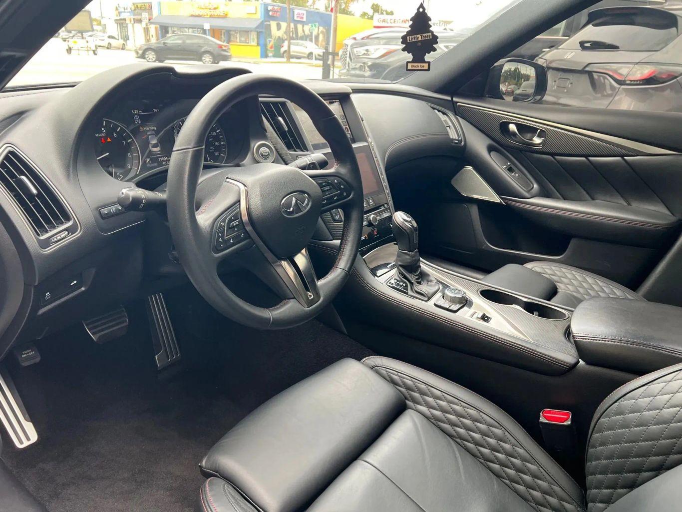 Infiniti Q50 Red Sport 400 Sedan 4D - Thumbnail 16