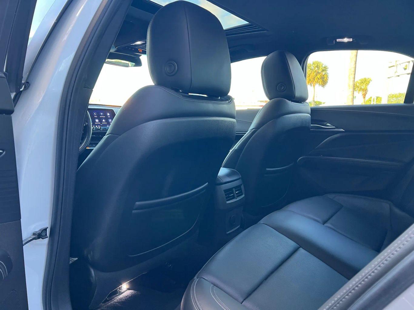 Cadillac Ct4 Premium Luxury Sedan 4D - Thumbnail 20