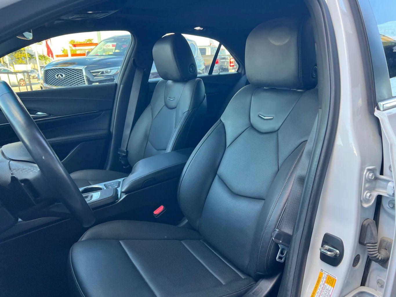 Cadillac Ct4 Premium Luxury Sedan 4D - Thumbnail 12