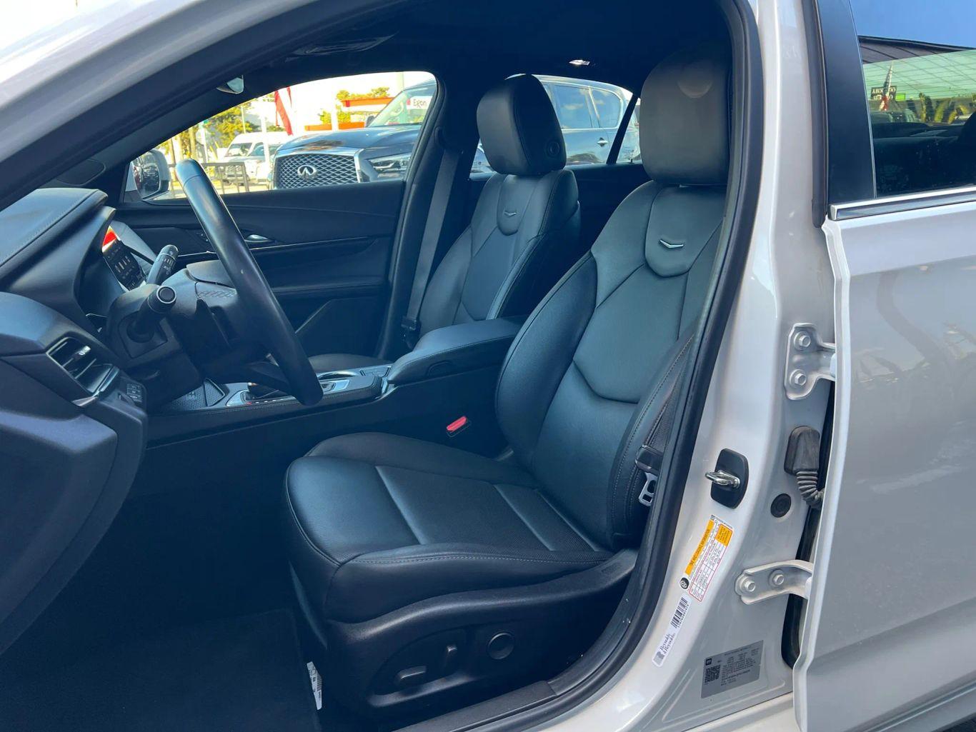 Cadillac Ct4 Premium Luxury Sedan 4D - Thumbnail 11