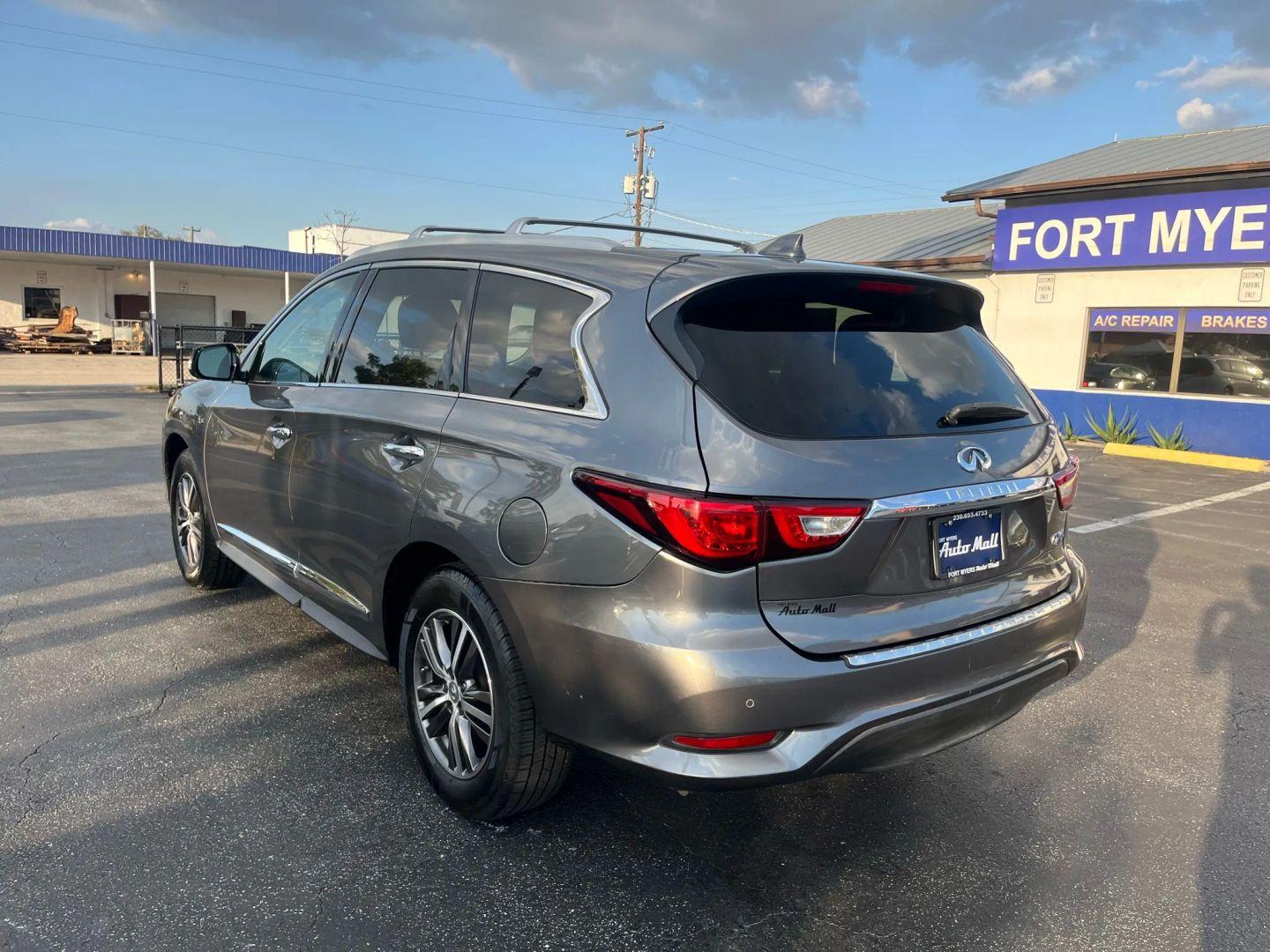 Infiniti Qx60 - Thumbnail 11