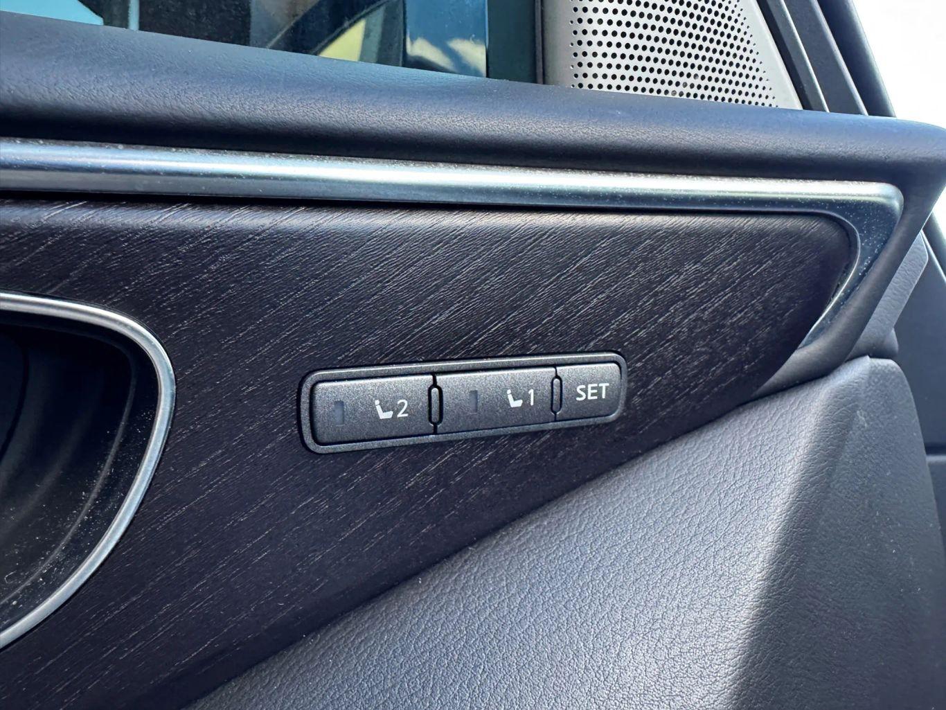 Infiniti Q50 Sensory Sedan 4D - Thumbnail 12