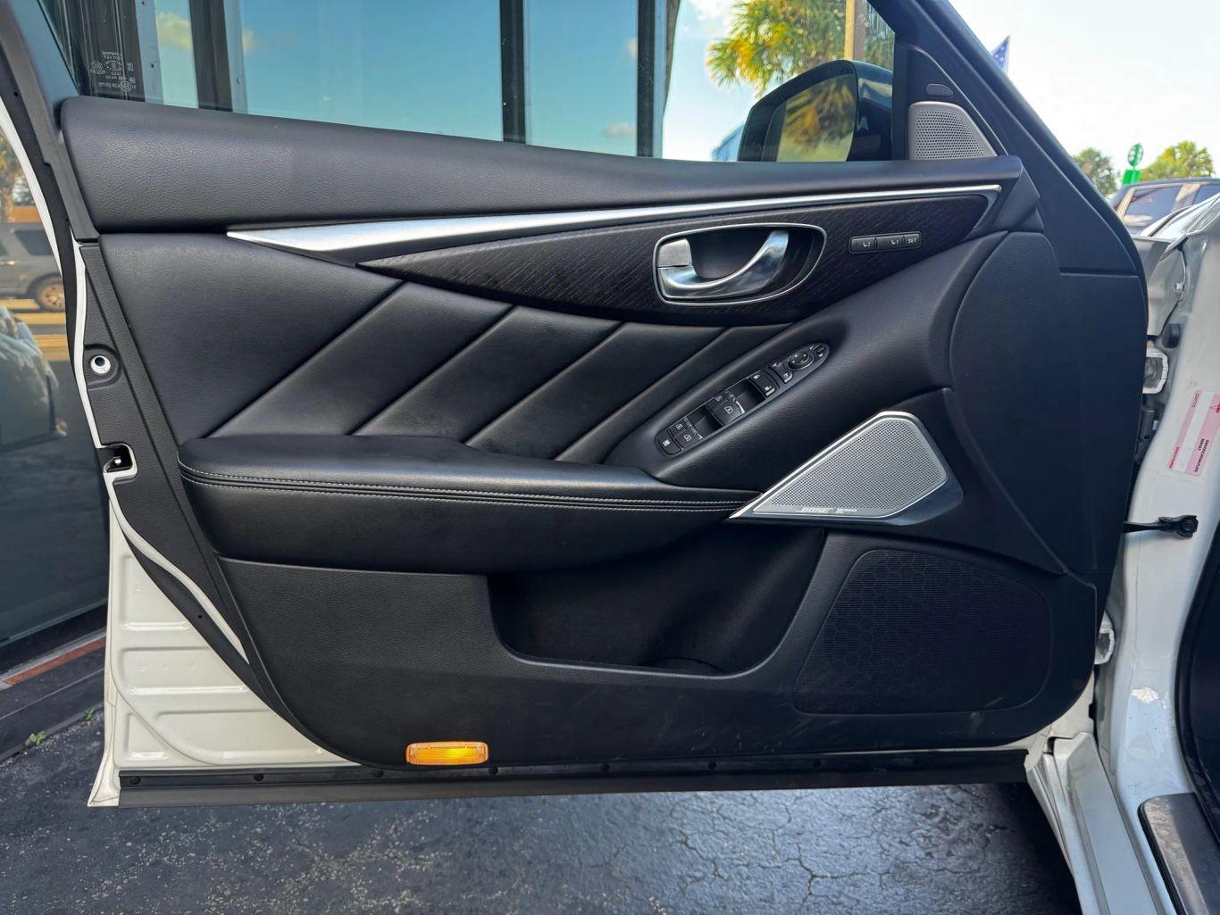 Infiniti Q50 Sensory Sedan 4D - Thumbnail 10