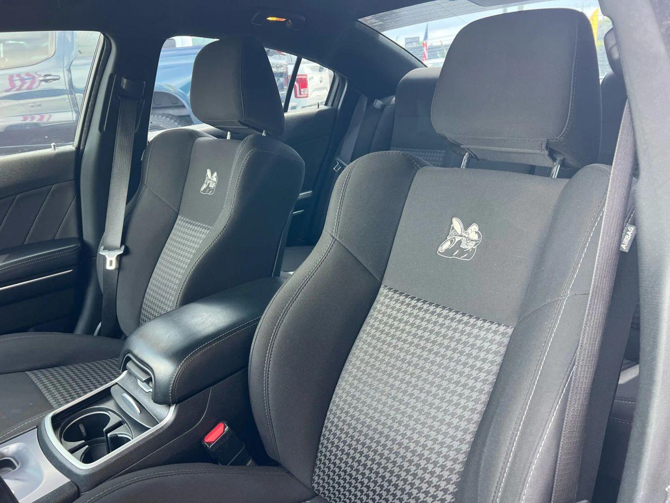 Dodge Charger Scat Pack Widebody Sedan 4D - Thumbnail 14