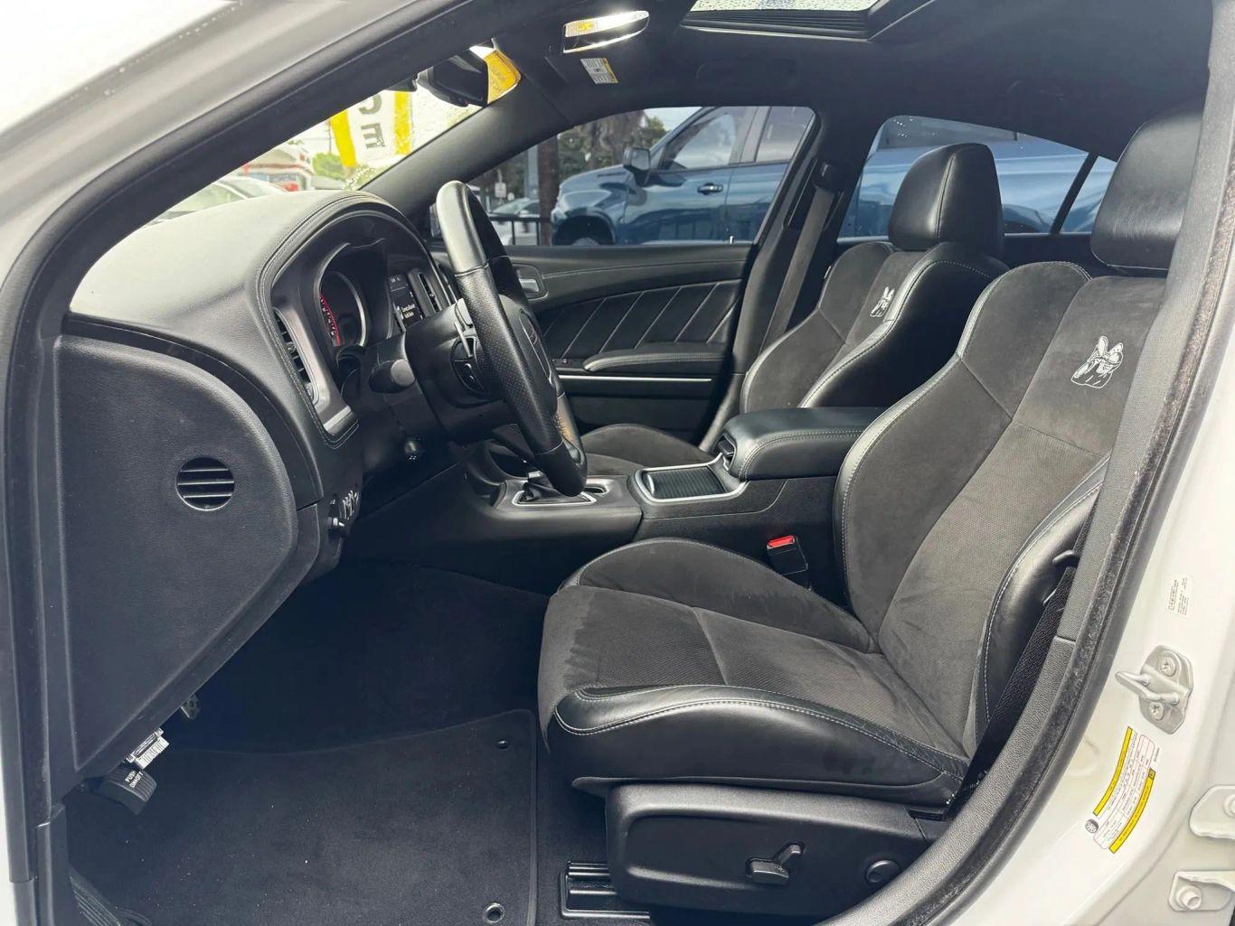 Dodge Charger Scat Pack Widebody Sedan 4D - Thumbnail 14