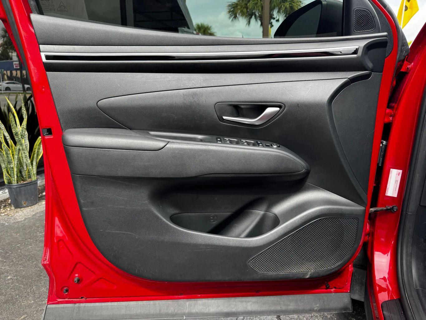 Hyundai Tucson Sel Sport Utility 4D - Thumbnail 10