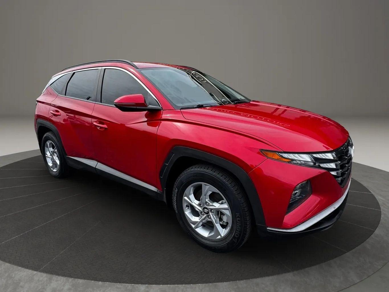 Hyundai Tucson Sel Sport Utility 4D - Thumbnail 3