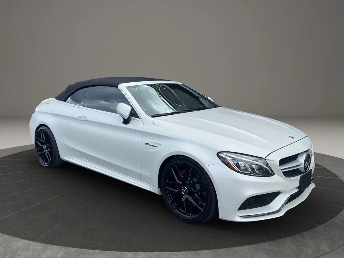 Mercedes-Benz Mercedes-Amg C-Class C 63 Amg Cabriolet 2D - Thumbnail 3