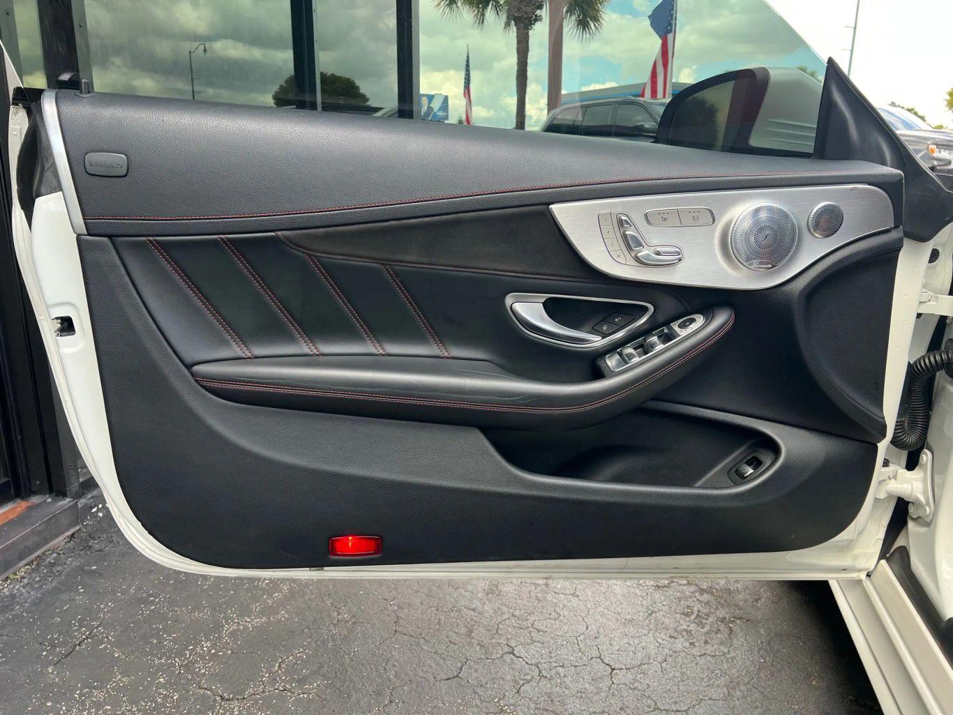 Mercedes-Benz Mercedes-Amg C-Class C 63 Amg Cabriolet 2D - Thumbnail 10