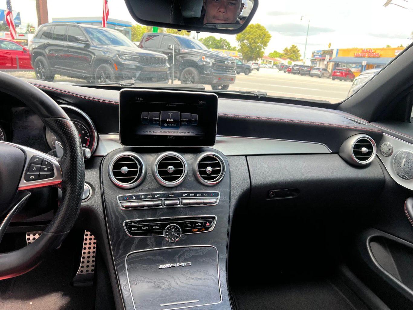 Mercedes-Benz Mercedes-Amg C-Class C 63 Amg Cabriolet 2D - Thumbnail 18