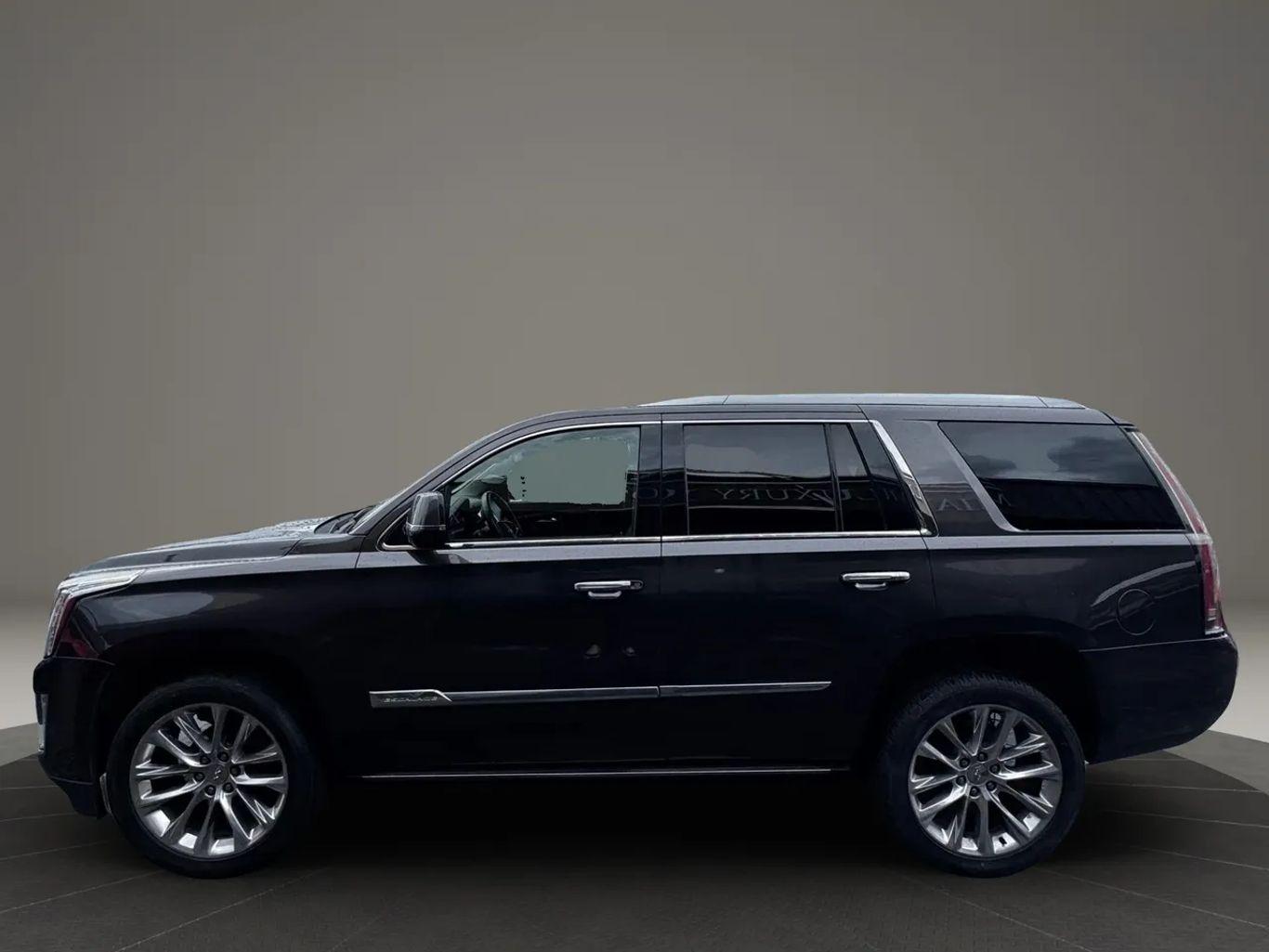 Cadillac Escalade Premium Sport Utility 4D - Thumbnail 7