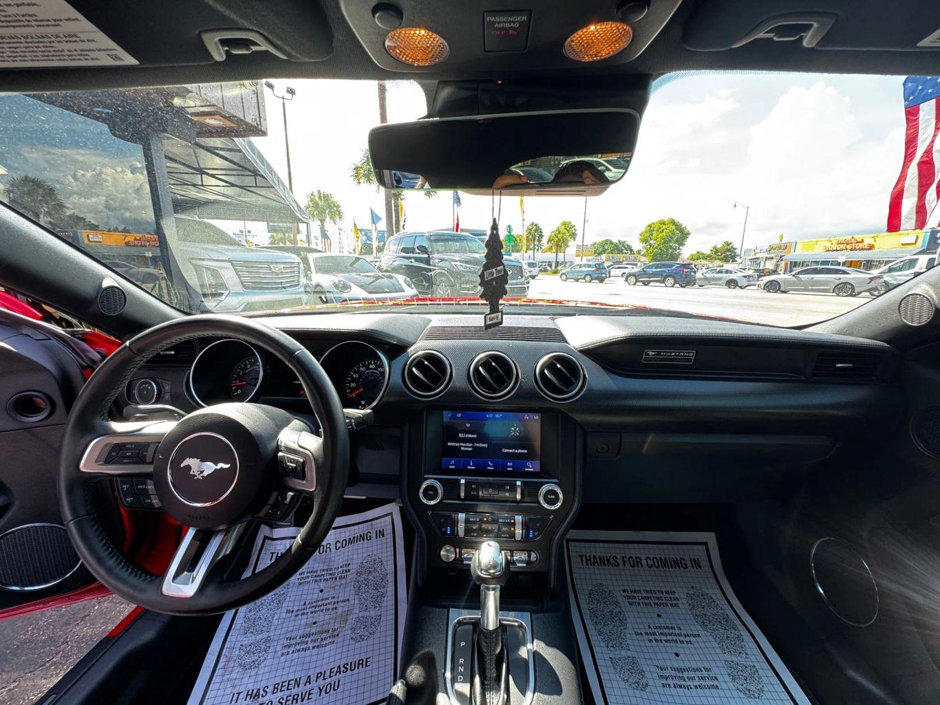 Ford Mustang Gt Premium Coupe 2D - Thumbnail 20