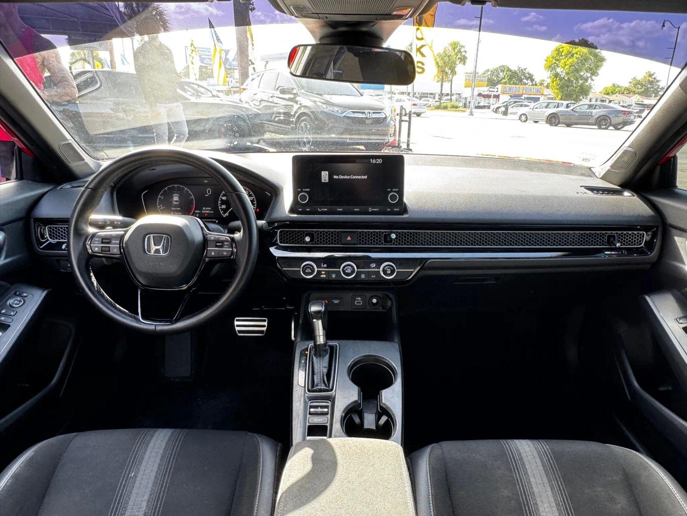 Honda Civic Sport Sedan 4D - Thumbnail 18