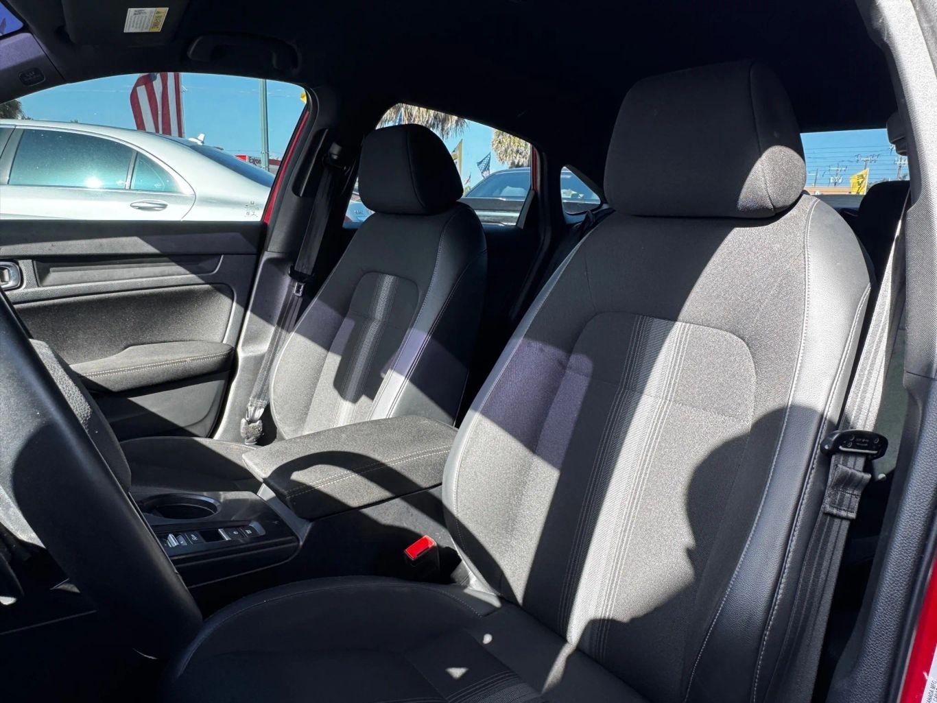 Honda Civic Sport Sedan 4D - Thumbnail 13