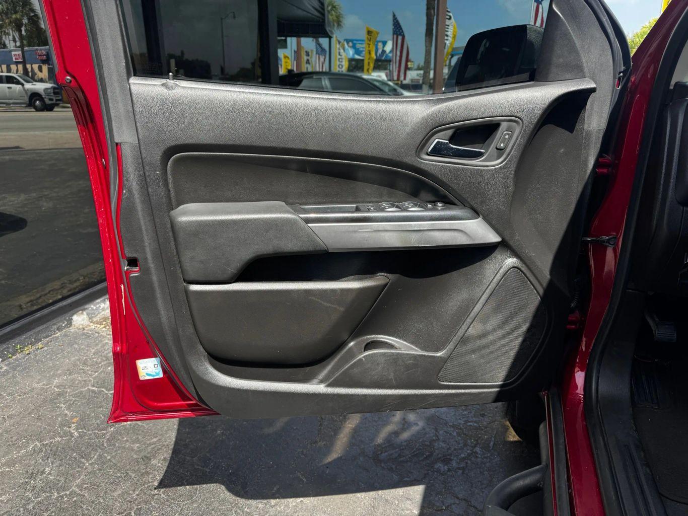 Chevrolet Colorado Crew Cab Lt Pickup 4D 5 Ft - Thumbnail 10