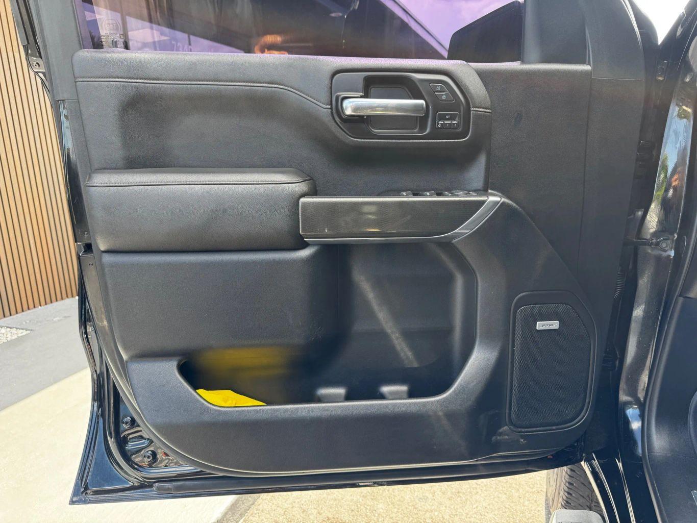 Gmc Sierra 1500 Crew Cab At4 Pickup 4D 5 3/4 Ft - Thumbnail 10