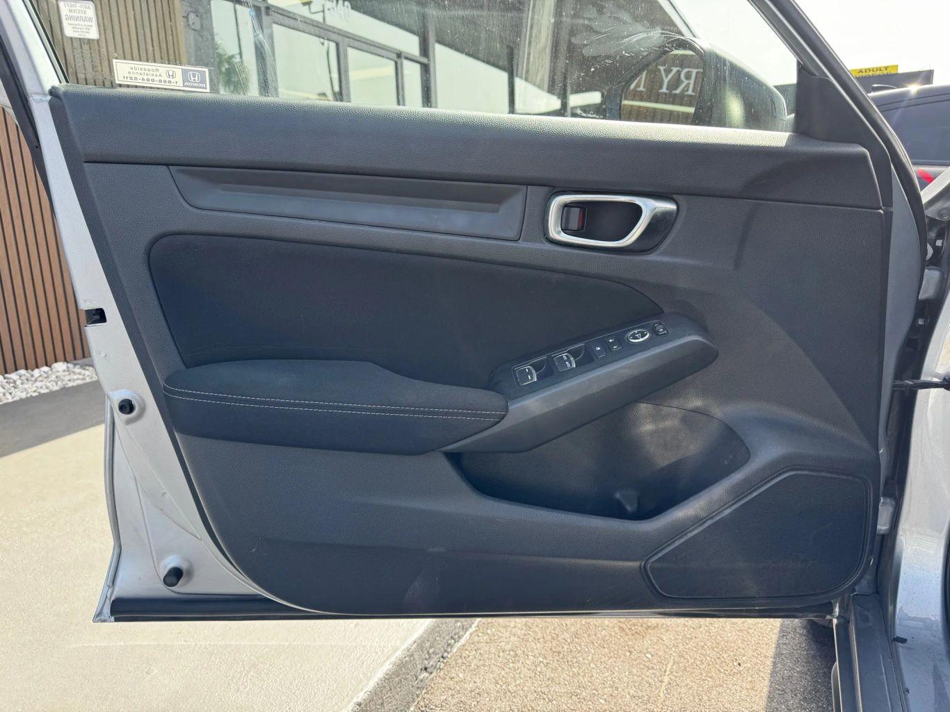 Honda Civic Sport Hatchback 4D - Thumbnail 10