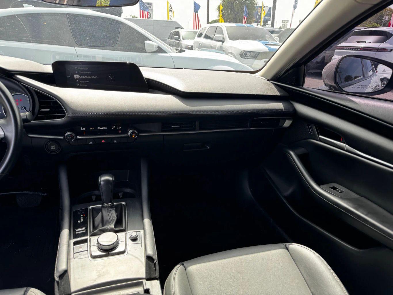 Mazda Mazda3 Select Sedan 4D - Thumbnail 17