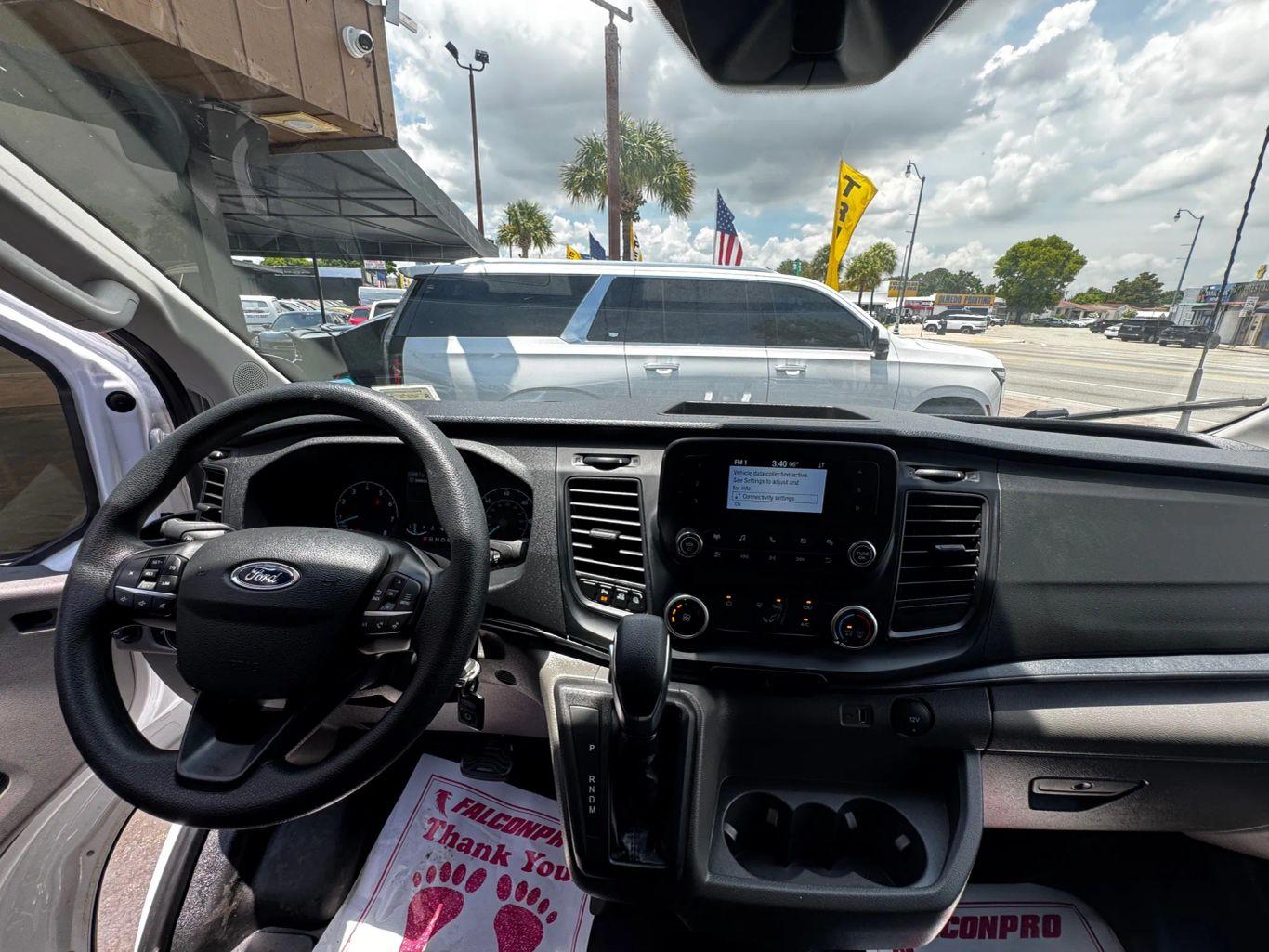 Ford Transit 250 Cargo Van Low Roof W/Lwb Van 3D - Thumbnail 20