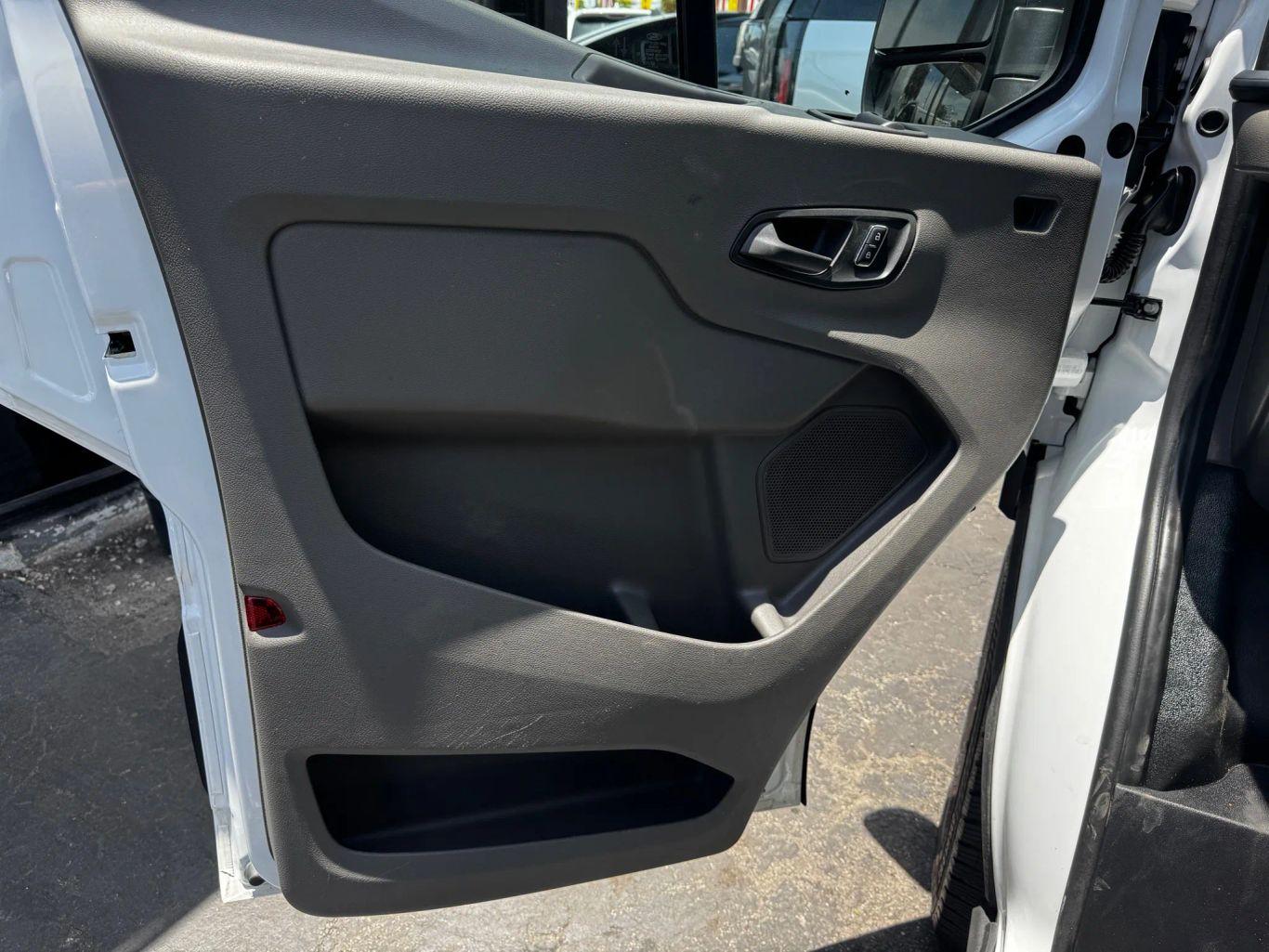 Ford Transit 250 Cargo Van Low Roof W/Lwb Van 3D - Thumbnail 14