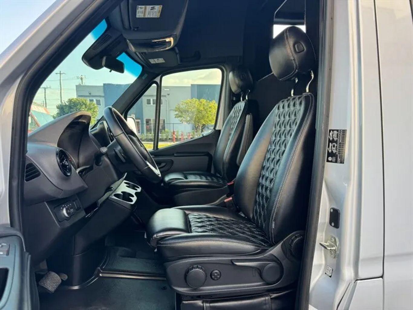 Mercedes-Benz Sprinter 3500 Xd Cargo High Roof W/170" Wb Van 3D - Thumbnail 15