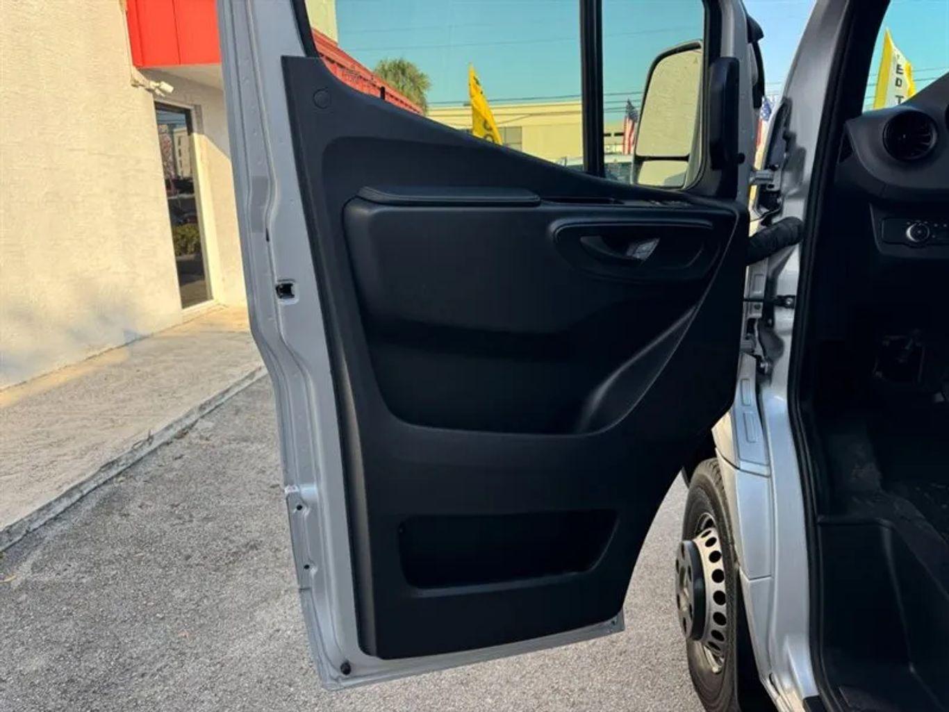 Mercedes-Benz Sprinter 3500 Xd Cargo High Roof W/170" Wb Van 3D - Thumbnail 14